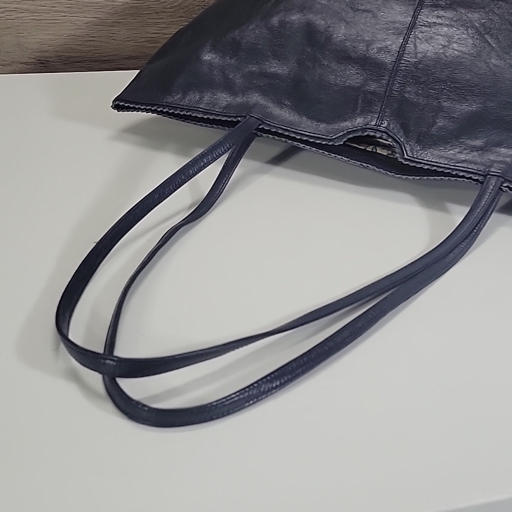 Latico for Anthropologie Leather Navy Tote Bag - Classic Everyday Shoulder Bag - Picture 5 of 13